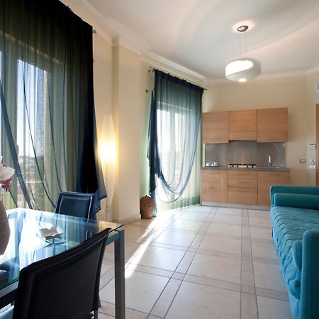 Posidonia Residence Иския Стая снимка
